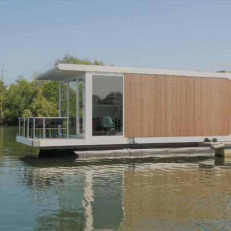 فيلا Houseboat Martinique ماسترخت المظهر الخارجي الصورة